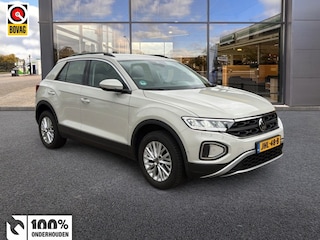 Volkswagen T-Roc 1.5 TSI Life Business | Trekhaak | Navi | Stoelverwarming | Crui