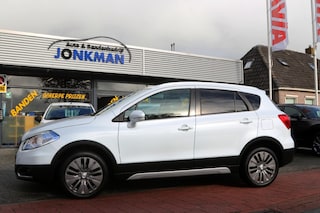 Suzuki SX4 SX-4 S-CROSS  AUTOMAAT TREKHAAK 4SEIZOEN BND.