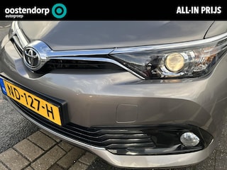 Toyota Auris Touring Sports 1.2T Dynamic
