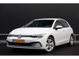 Volkswagen Golf 1.0 TSI 110pk Life Business Navi Clima Stoel/Stuur verwarming Trekhaak Sfeerverlichting ACC CarPlay DAB+ Parkeersensoren