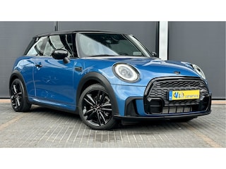 Mini John Cooper Works 1.5 Cooper / JCW / Pano / HUD / Carplay / Stoelverwr. / Keyless