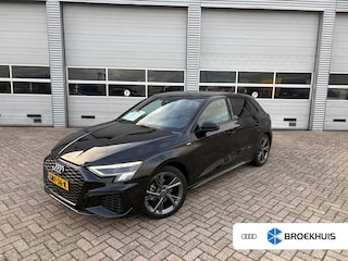 Audi A3 Sportback 35 TFSI S edition 150PK | Fabrieksgarantie 2028 | Apple Carplay/Android Auto | Privacy Glas | Zwart optiek pakket | 18''LMV