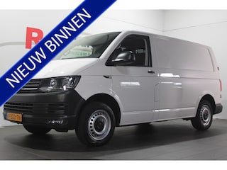 Volkswagen Transporter 2.0 TDI L1H1 Highline - 3 pers. - Trekhaak / Bluetooth / Cruise