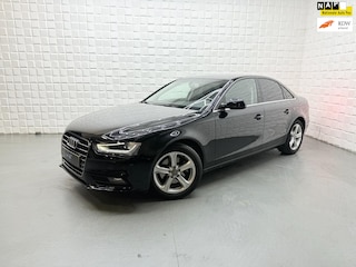 Audi A4 Limousine 1.8 TFSI NAVI SPORTUITLAAT NAP