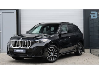 BMW X1 sDrive18i M-Sport | Harman/Kardon | Panoramadak | Trekhaak | Comfort Access