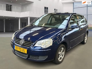 Volkswagen Polo 1.6-16V Optive