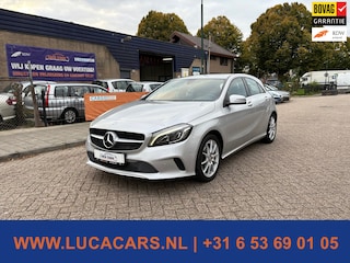 Mercedes-Benz A-klasse 180 Prestige AUTOMAAT + NAVI + 2X SLEUTEL & BOEKJES!