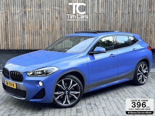 BMW X2 sDrive20i M-sport Automaat | Panoramadak | DAB | LED verlichting | 20 inch | Schakelflippers | Lederen bekleding | Stoelverwarming | Lane assist | Parkeersensoren voor en achter | Achteruitrijcamera