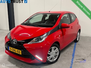 Toyota Aygo 1.0 VVT-i x-play | Cruise Control | LMV | BT AUX