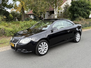 Volkswagen Eos 2.0-16v FSI 150PK Leder•Navi