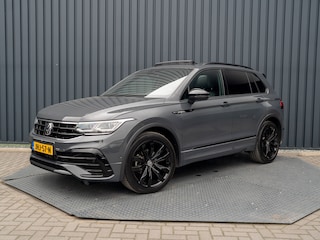 Volkswagen Tiguan 1.5 TSI R-Line Business+ | Trekhaak wegkl. | Panodak | Head Up | Side Assist | IQ Light | Elk. A-klep | 20'' | Prijs Rijklaar!!