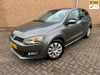 Volkswagen Polo 1.4-16V Highline