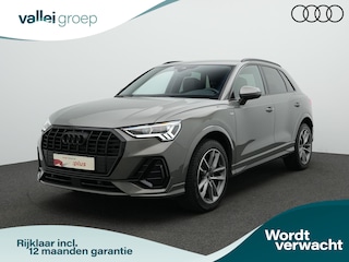 Audi Q3 35 TFSI 150 pk S-tronic S-Line | Trekhaak | Sonos | Achteruitrijcamera | Navigatie | Stoelverwarming