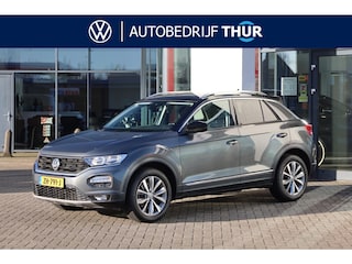 Volkswagen T-Roc 1.0 TSI Style 85KW/115PK, Navigatie, Activ info display, Chrome dakrail, clima, led achterlichten, winterpakket, stoelverwarming, 17" lmv