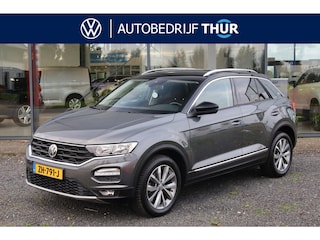 Volkswagen T-Roc 1.0 TSI Style 85KW/115PK, Navigatie, Activ info display, Chrome dakrail, clima, led achterlichten, winterpakket, stoelverwarming, 17" lmv
