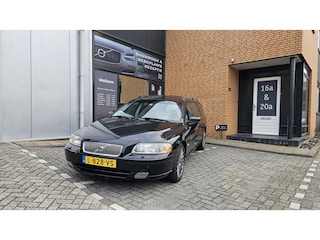 Volvo V70 2.4D Momentum