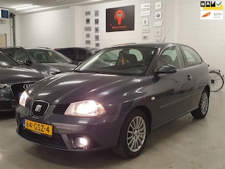 Seat Ibiza 1.6-16V Freestyle 105 PK ! | NAP / AUT.AIRCO / CRUISE / SPIEGELS ELEKTR. / NWE APK & BEURT / ALL SEASONS / 3 SLEUTELS !