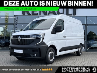 Renault Master T35 2.0 dCi 150 L2H2 Advance | BPM VRIJ!! | Trekhaak | Navigatie | Camera + Parkeersensoren | Climate Control | Stoelverwarming | Draadloze Telefoonlader | Leer/Stof | Apple CarPlay/Android Auto
