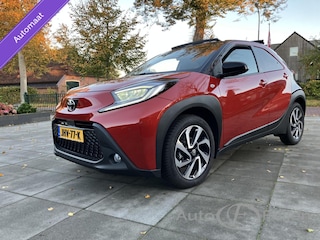 Toyota Aygo 1.0 VVT-i S-CVT Envy Cabrio , apple Carplay , Lichtmetaal 17 inch , Cruise Control , Airco , Keyless Entry , privacy Glass , Pdc Camera , All Season , Stoel Verwarming .