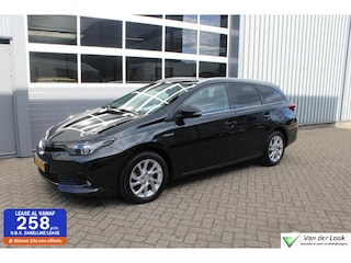 Toyota Auris Touring Sports 1.8 Hybrid Dynamic | NL Auto Boekjes | Keyless Entry | Navigatie |