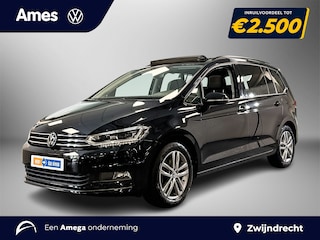Volkswagen Touran 1.5 TSI 150pk DSG 7p / Panoramaschuif-kanteldak / 17inch /  Voorstoelen verwarmbaar / App-Connect /Achteruitrijcamera