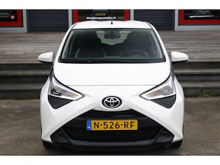 Toyota Aygo 1.0 VVT-i x-play Automaat