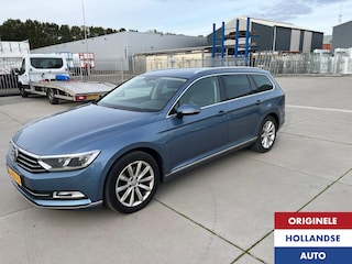 Volkswagen Passat Variant 1.6 TDI Highline Navi Trekhaak BT