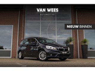 BMW 2-serie Tourer 216i Centennial Executive 7p | Origineel NL | LED | Trekhaak | PDC | Sportstuur | Cruise control | Climate control | Navi | Bluetooth | 16 inch | ➡️