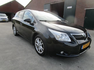 Toyota Avensis Wagon 2.0 VVTi Business leer navi camera mooi