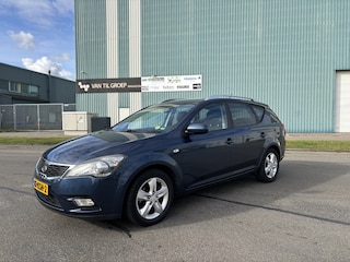 Kia Ceed cee'd 1.4i CVVT X-ecutive 90 PK.