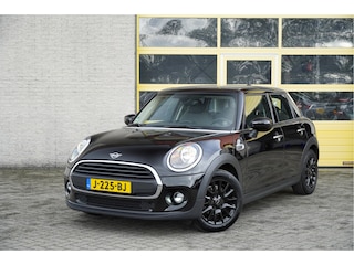 Mini Mini 1.5 5deurs Business Edition BJ2020 Lmv 16" | Led | Pdc | Dashboard verlichting | Airco | Navi | Cruise control | Sportstoelen | Verwarmde voorstoelen | Getint glas