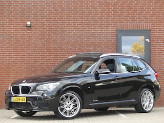 BMW X1 sDrive20i M-Pakket Leer/Panoramadak/Trekhaak/Xenon