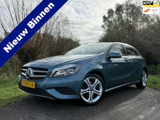 Mercedes-Benz A-klasse 180 | H-Leder | Clima | 17" Velgen | Cruise | 6 Versnellingen | PDC |