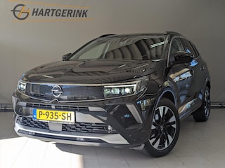 Opel Grandland 1.2 Turbo 130pk Automaat Business Elegance * Navi / Camera / PDC / Winterpakket / Alcantara