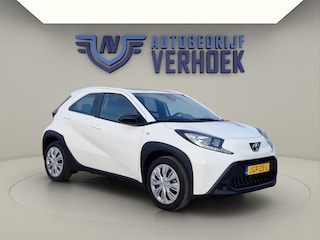 Toyota Aygo 1.0 VVT-i S-CVT Play Automaat - Groot Multimedia scherm