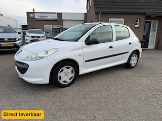 Peugeot 206 1.1 Accent 5 deurs airco Org. NL
