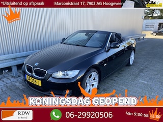 BMW 3-serie Cabrio 320i High Executive AUTOMAAT, Leer, Navi, Clima, CC, PDC v/a, LM, – Inruil Mogelijk –