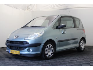 Peugeot 1007 1.6-16V Gentry