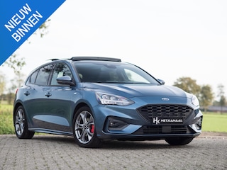 Ford Focus 1.5 EcoBoost ST Line Business Pano B&O ACC Keyless