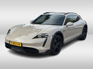Porsche Taycan 4 93 kWh / Panoramadak / 360Camera / Passenger Display / Sportdesign + Chrono / 21'' / Bose / Luchtvering / Keyless / Stuur+Stoelverwarming / Dodehoek / DAB / ACC