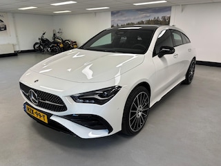 Mercedes-Benz CLA Shooting Brake 200 AMG Line Panorama Led Camera Keyless go Widescreen