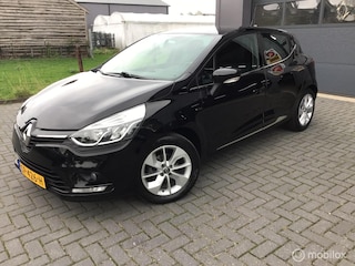 Renault Clio 0.9 TCe Limited. Verkeert in nieuwstaat.NL auto