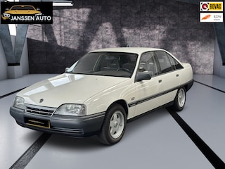 Opel Omega 1.8i LS | Originele topstaat | Lage Km stand | Oldtimer | Gedocumenteerd