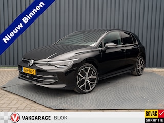 Volkswagen Golf 1.5 eTSI 50 Edition | Panodak | Head Up | Stoelgeheugen | Trekhaak Elk. Wegkl. | Harman/ Kardon | Prijs Rijklaar!!