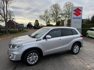 Suzuki Vitara 1.6 High Executive AUTOMAAT // Dealer onderhouden Vitara // Trekhaak // PDC // Rijklaarprijs!
