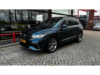 Volkswagen Tiguan R-line 1.5 TSI 150pk Elegance | LED verl. | Panoramadak | Leder | Memory | Camera | Navigatie| Stoelverwarming