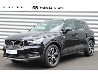 Volvo XC40 1.5 T4 Plug-In Hybrid Inscription | Elektrisch glazen panorama-dak | Semi Elektrsiche Trekhaak | Elektrisch verstelb. bestuurdersstoel met geheugen | Parkeercamera | Parkeersensoren voor + achter | lederen bekleding| Extra getint glas| Elektrisch glazen panorama-dak| Premium Audio by Harman Kardon|