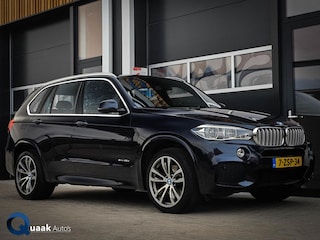 BMW X5 40D xDrive M-Sport | HUD | COMFORTZETELS | PANO | LED | CARBONSCHWARZ METTALIC | TREKHAAK | MEMORY