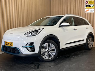 Kia Niro Edition 64 kWh|FACELIFT|3-FASE|1/2 LEDER|ACC|CARPLAY|CAMERA|STOEL-,STUURVERW.|LANE-ASSIS|INCL.BTW|1e EIG.|NL-AUTO|NAP|