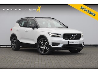 Volvo XC40 T5 262PK Automaat Recharge R-Design / BLIS / Stoel - en stuurwielverwarming / Leder met alcantara interieur / Parkeersensoren met 360 camera / Keyless entry / Elektrische stoelen met geheugen / Panoramadak / Harman kardon